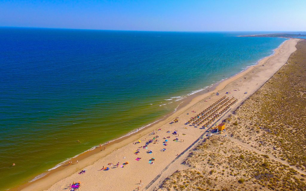 Praia da ilha de Cabanas de Tavira Poente